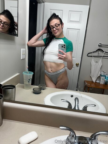 Rayatatefree hot actress pictures