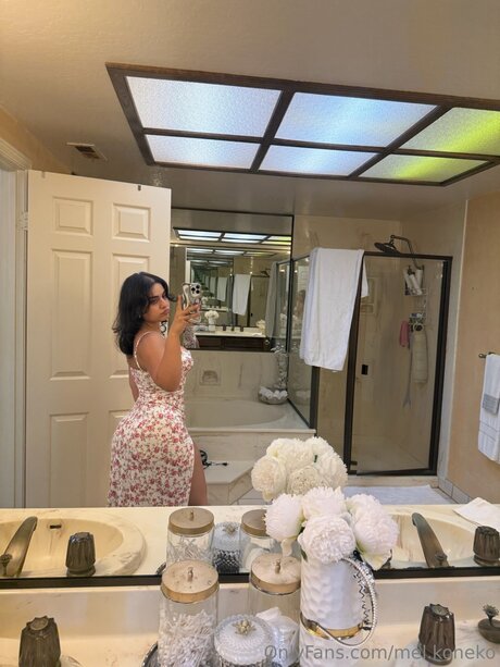 Mel Koneko free model gallery