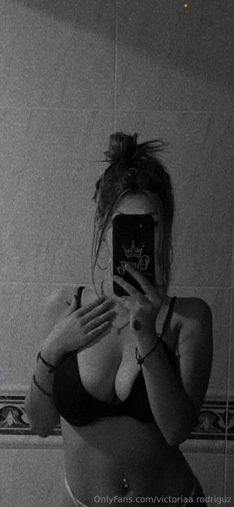 Victoriashows erotic actress gallery