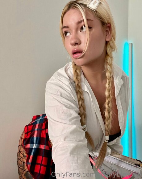 Lovelynathy exclusive actress images