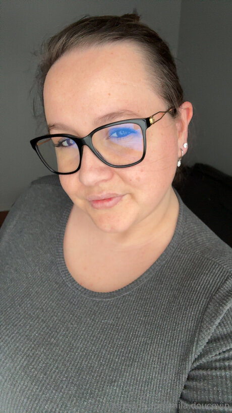 Mila Doucevip pretty actress image