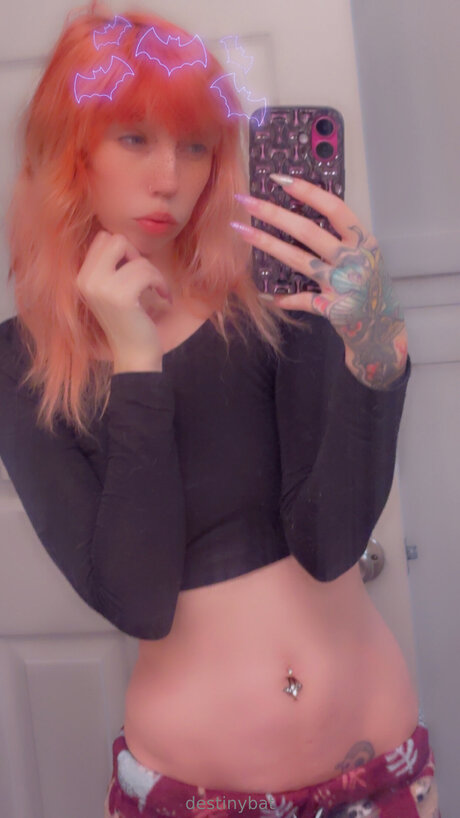 Destinybat nudes model pictures