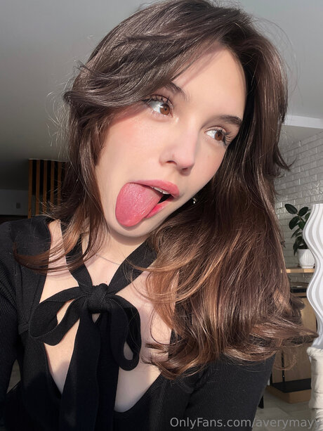 Averymayy pornographic model pictures