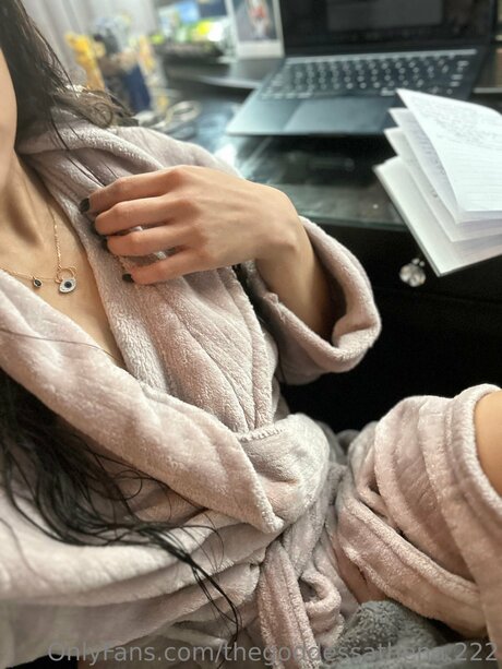 Thegoddessathena 222 sex model photo