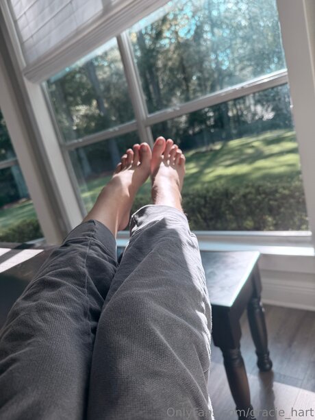 Gracie Hart free actress archive