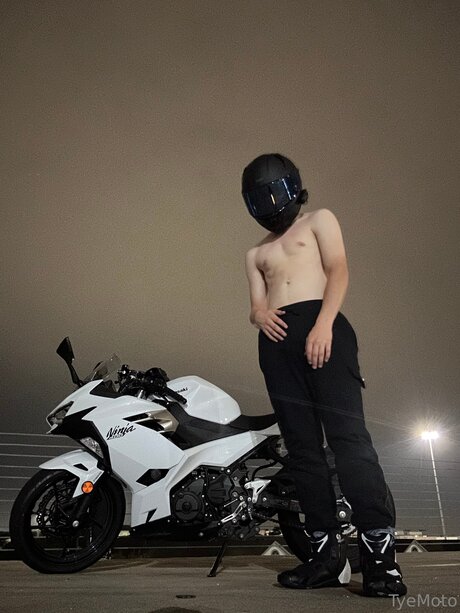 Tyemoto xxx star picture