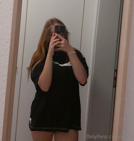 X Aia pornstar image