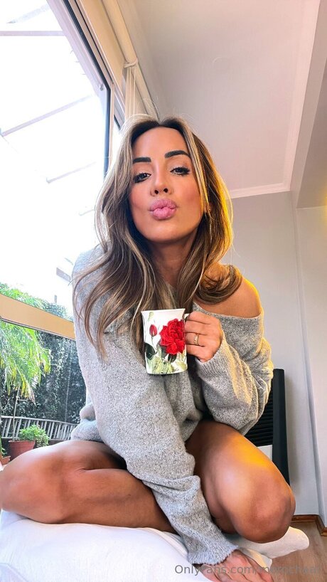 Morochaar pornstar sexy galleries