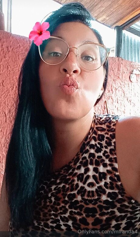 Miranda4 pornographic star photo