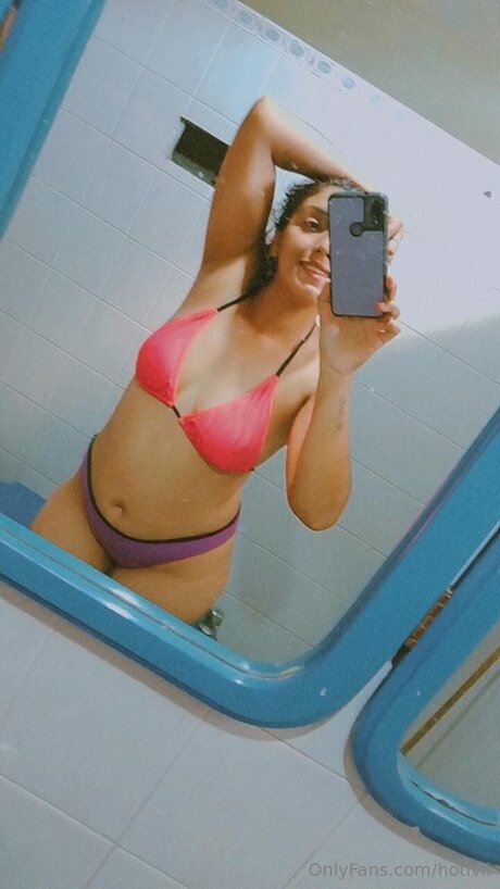 Hotivii pornstar art photo