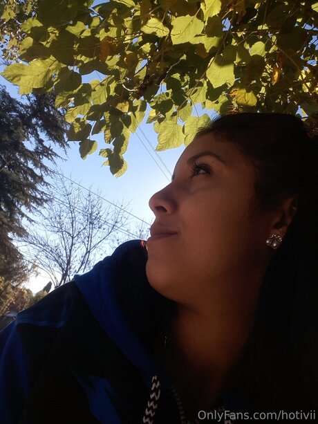 Hotivii sexy model galleries