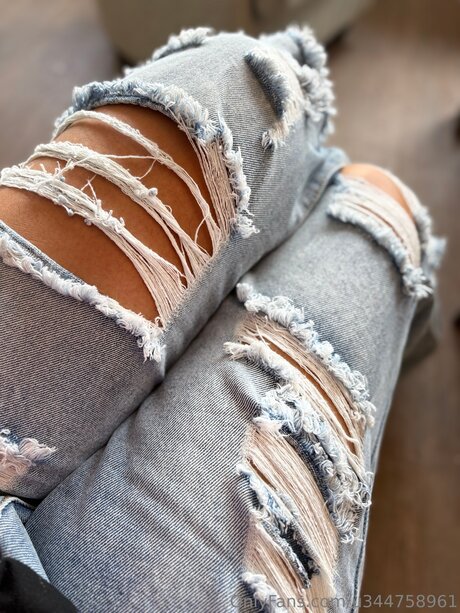 U344758961 pornstar pretty photo