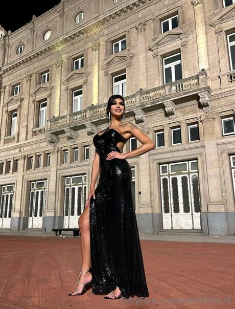 Valentina Ts erotic model gallery