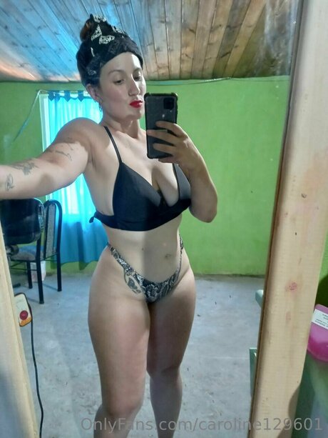 Caroline129601 top star img