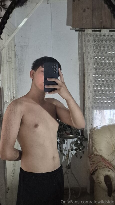 Alewildside pornstar nude archive