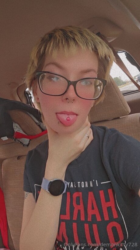 Demonkitty728 high quality model pics