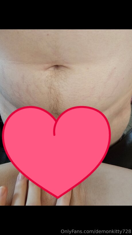 Demonkitty728 star naked picture