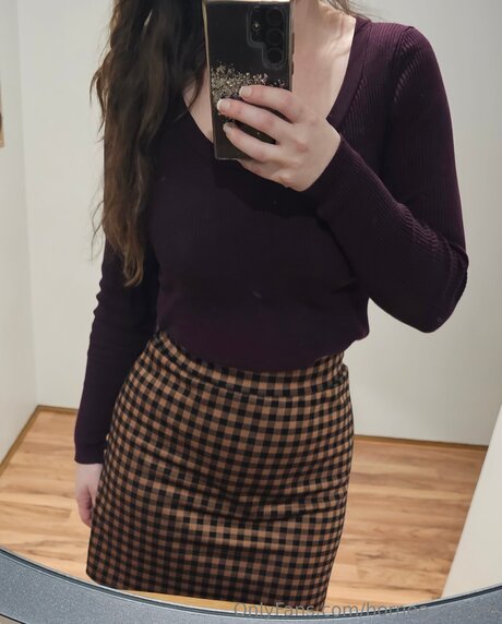 Hornee Couple star nudes image