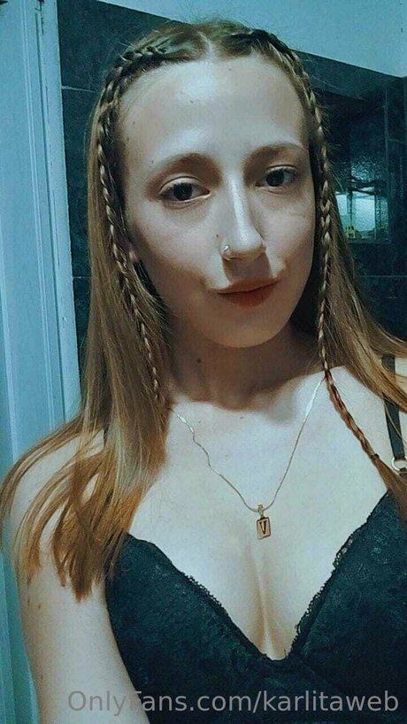 Karlitaweb hot pornstar pictures