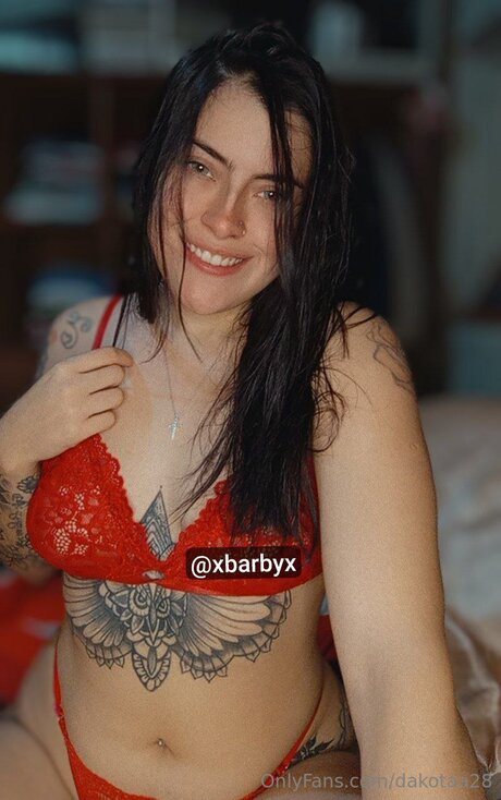 Dakotaa28 naked actress pictures