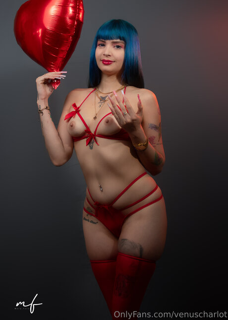 Venuscharlot star porn photo