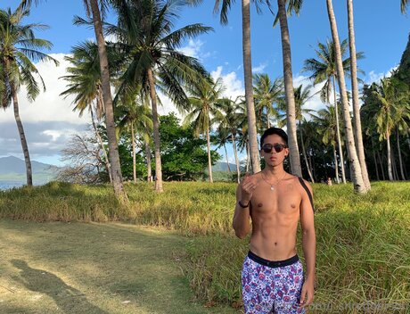 J Shredderson erotic actress pics