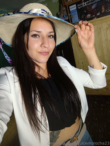 Dulcemorocha23 star erotic pic