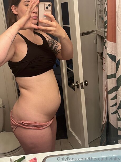 Therealdivinity art actress photos