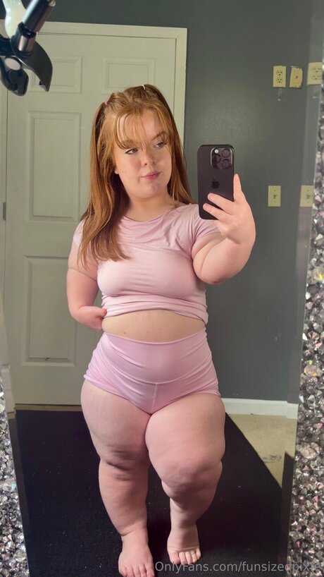 Funsizedpixie sexy model photos