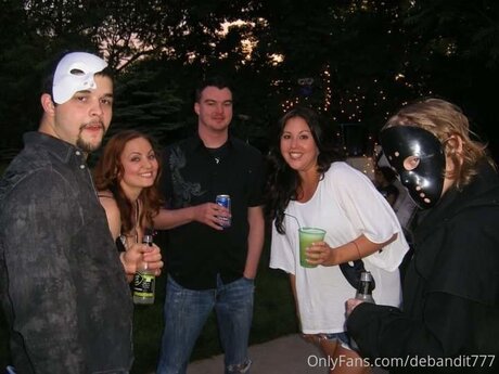 Debandit777 erotic model photo