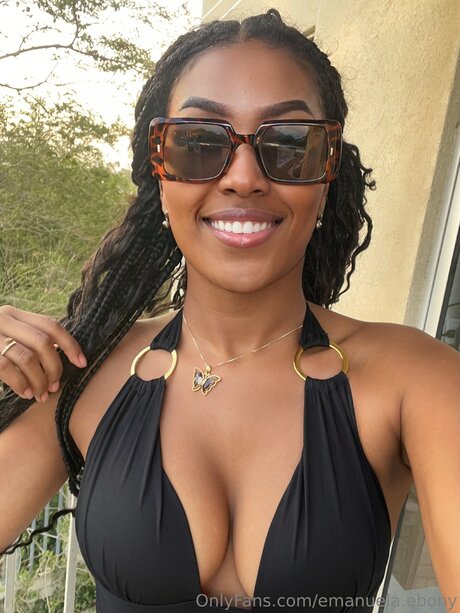 Emanuela Ebony beautiful actress pics