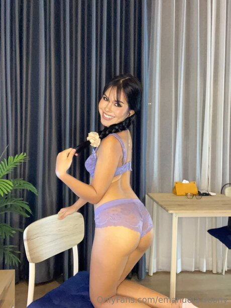 Emanuela Ebony top star photos