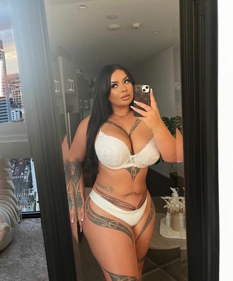 Krisy Erin art star pictures