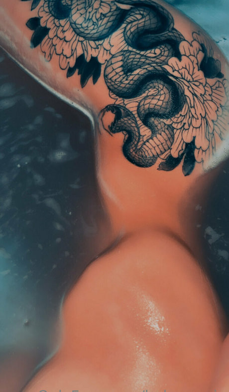 ladyg orgia model art gallery