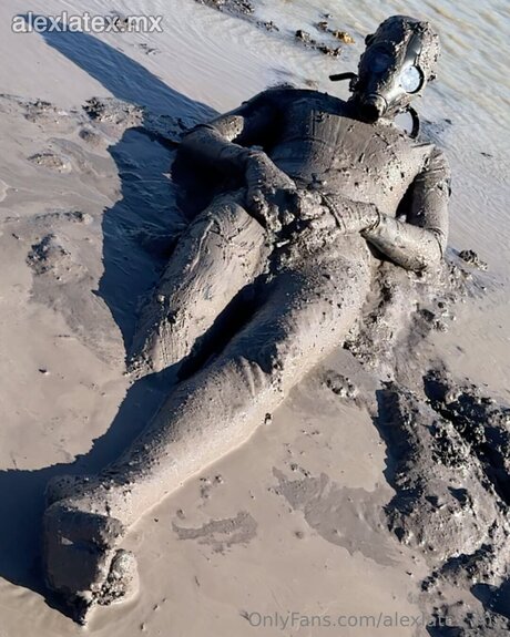 alexlatex mx model nude gallery