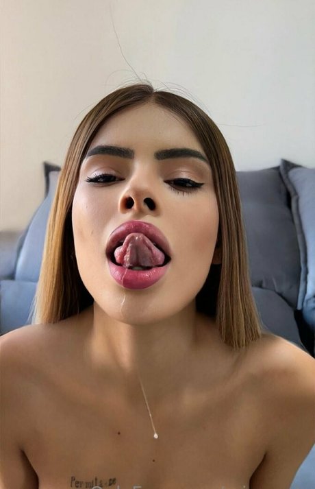 miaprado pornographic model images