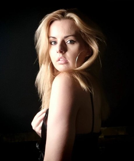 Suzy Lu star best galleries