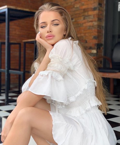 alexa stel model beautiful image