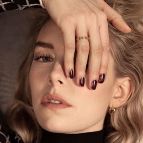 Vanessa Kirby exclusive pornstar image