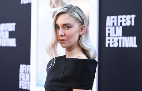 Vanessa Kirby hot model photos