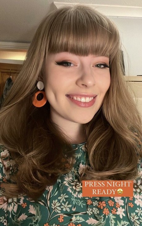 Abbie Budden sexy model pic