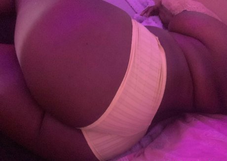 kxttxe nude pornstar photo