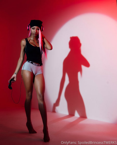 spoiledbrincessfree model top picture