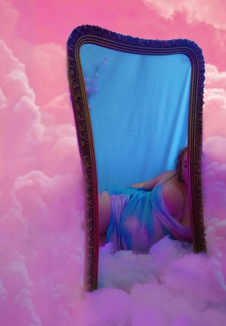 onlygwen porn model photo