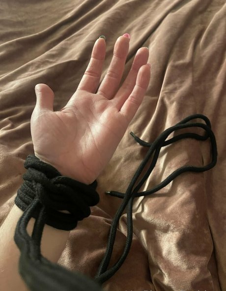 yespleasegoddessof pornographic model image