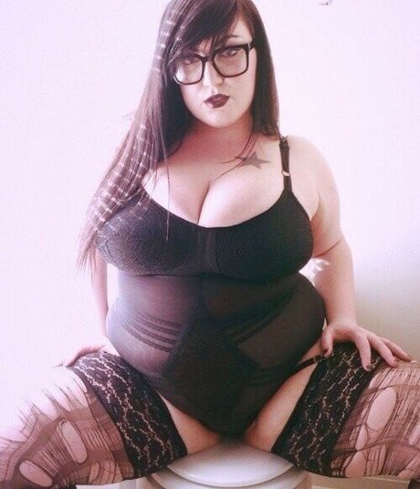 ShellyGreyBBW perfect actress archive