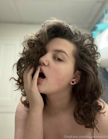 hippiekitten 420 pornstar pretty pic