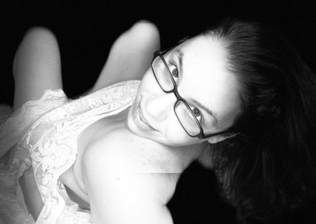 mom next door art model gallery