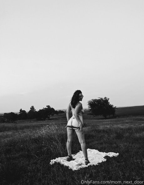 mom next door pornographic actress gallery