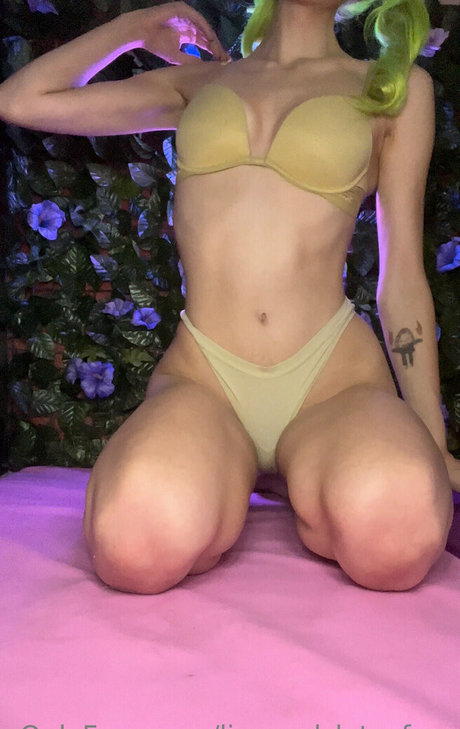 lizgizzardfree pretty star image